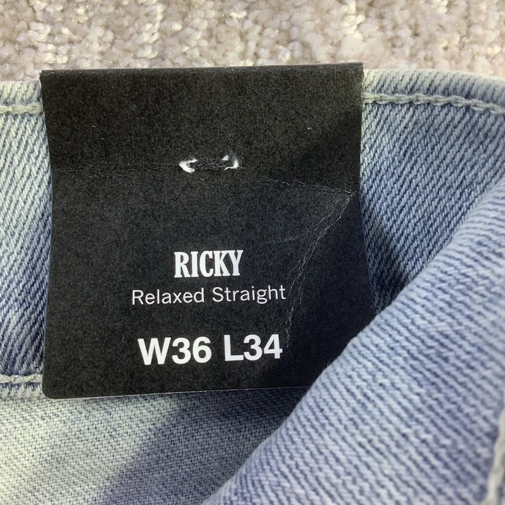 True Religion Ricky Relaxed Straight Jeans Size 36 x 34 (Actual 38 x 34 NWT)